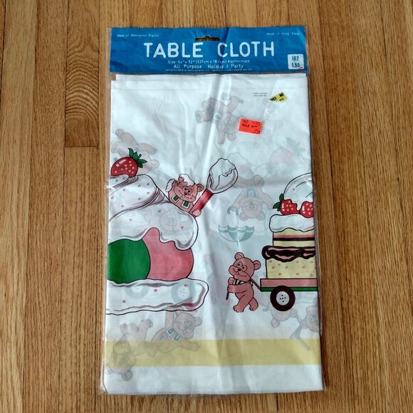 Vintage Plastic Tablecloth Bears Dessert 54x72 Woolworth's NIP Made in Hong Kong - Picture 1 of 13